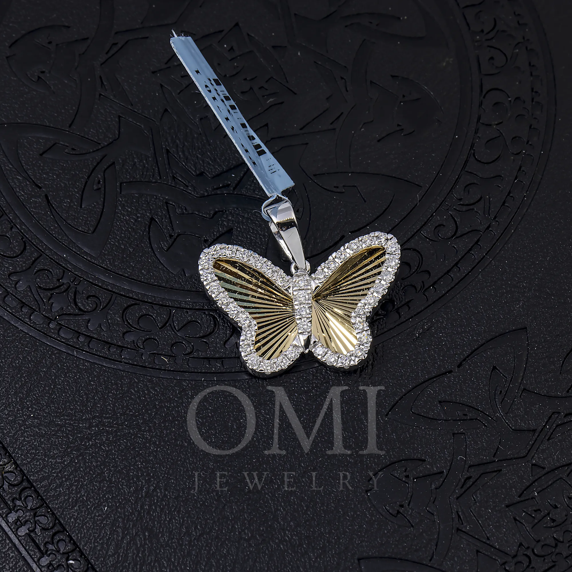 14K GOLD ROUND DIAMOND BORDER BUTTERFLY PENDANT 0.38 CT