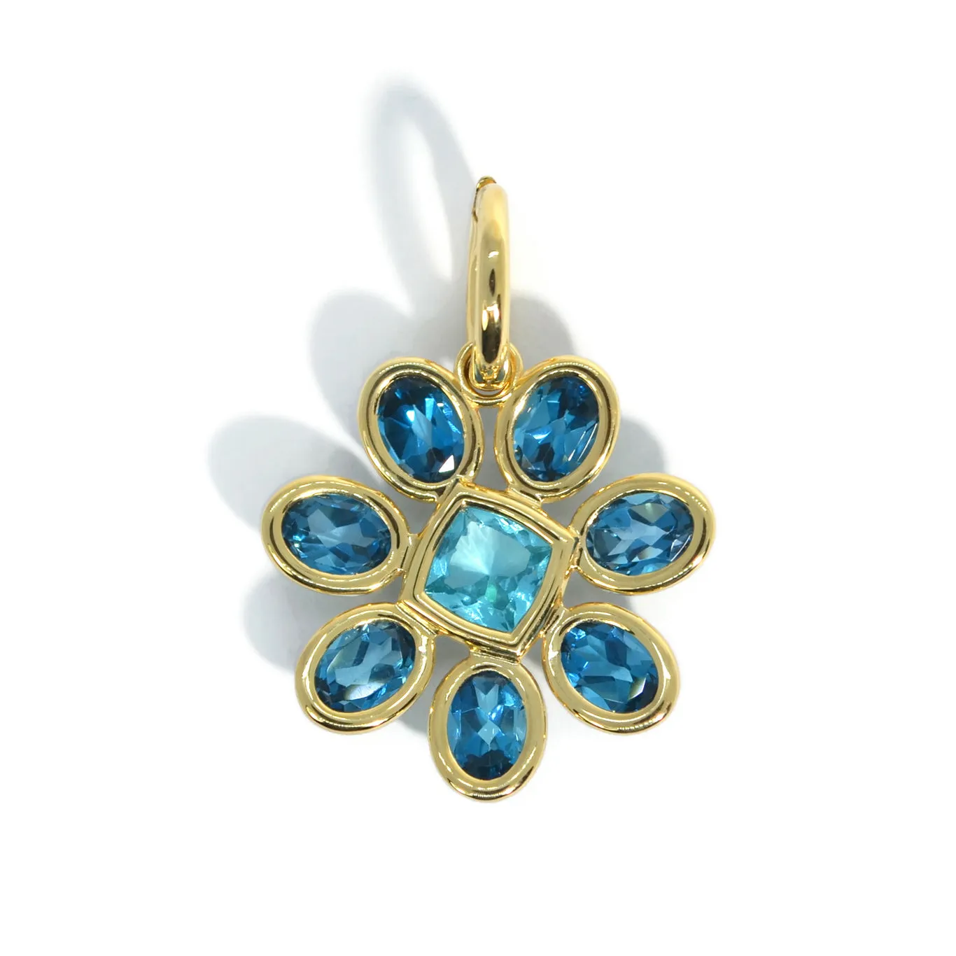 A & Furst - Fiori - Pendant with London Blue Topaz and Apatite, 18k Yellow Gold