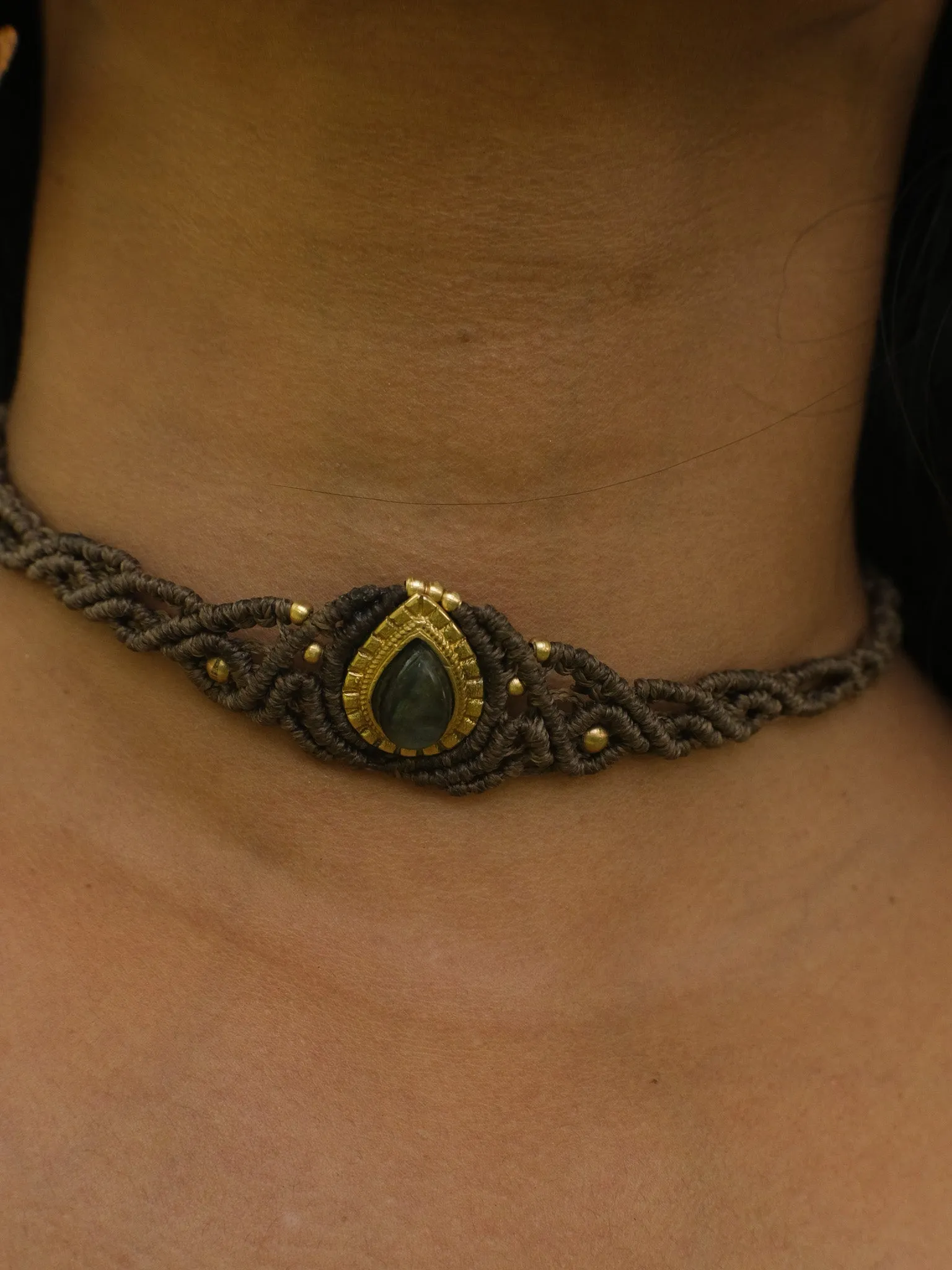 Labradorite Gemstone Choker