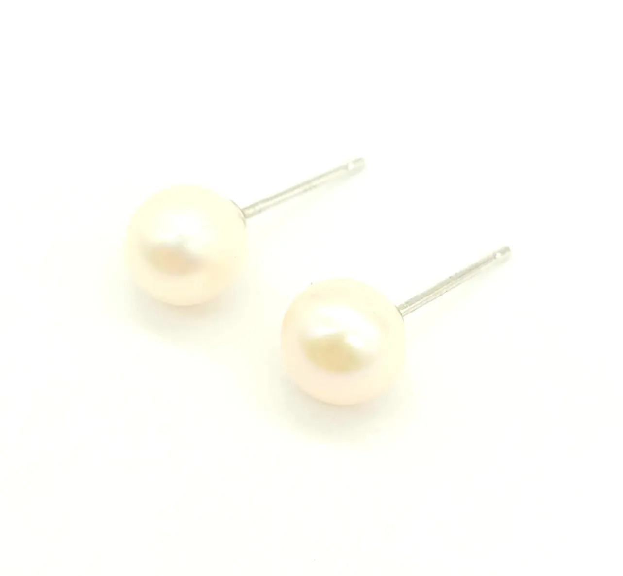 New Pearl Stud Earrings