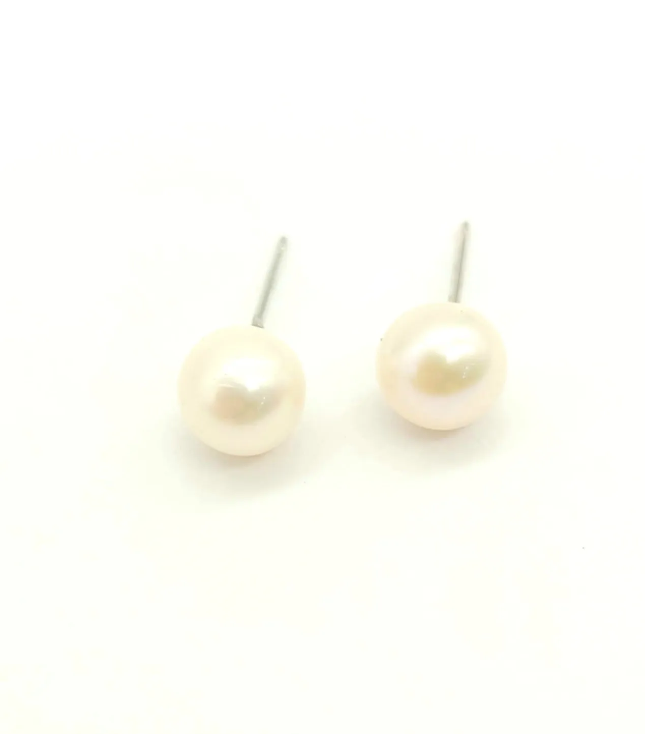 New Pearl Stud Earrings