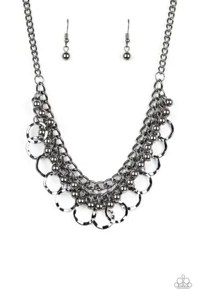 Paparazzi  Ring Leader Radiance - Black  Necklace