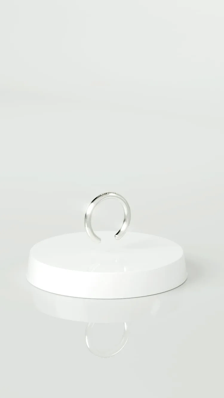 Thin toe ring in silver