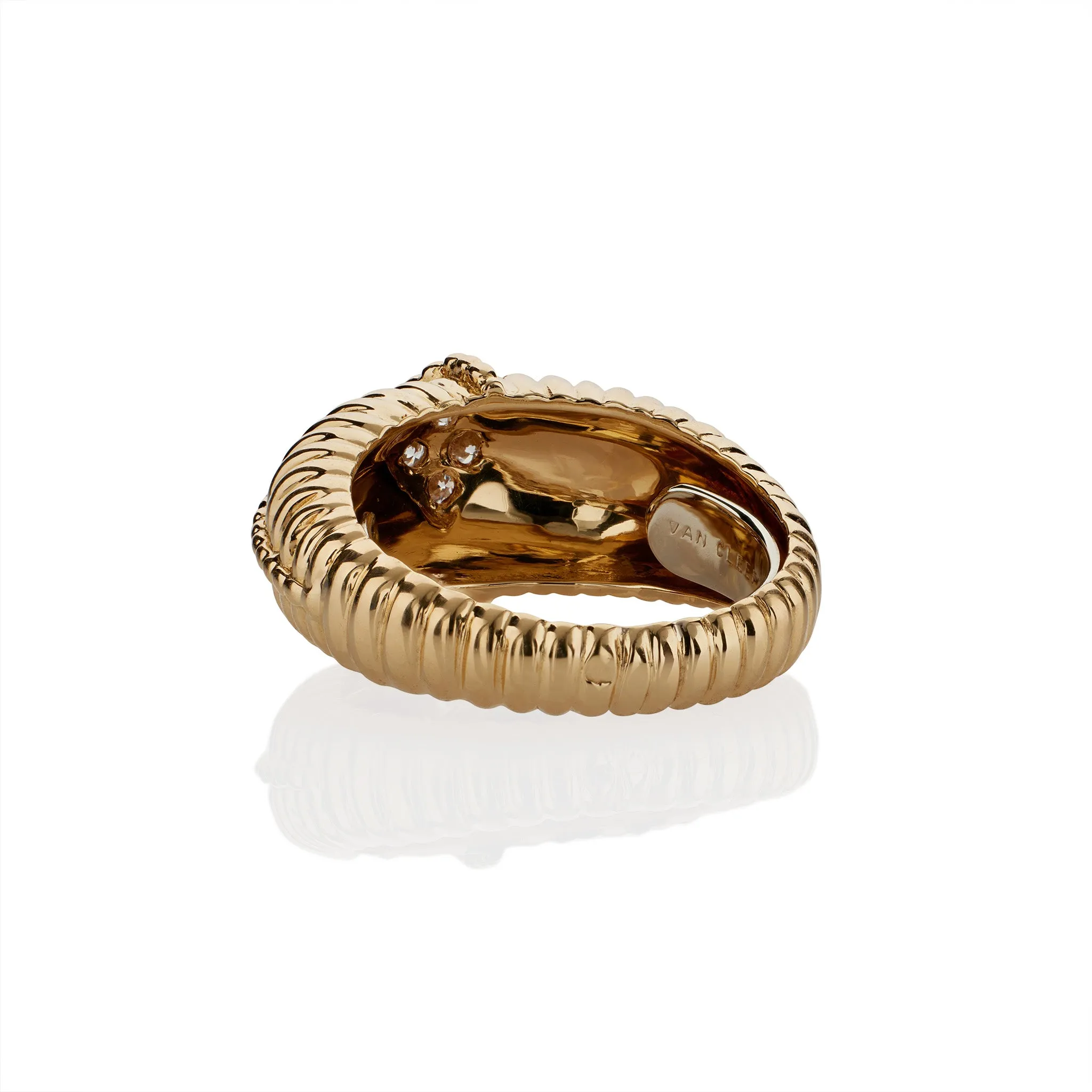 Van Cleef & Arpels 18K Gold and Diamond Ring