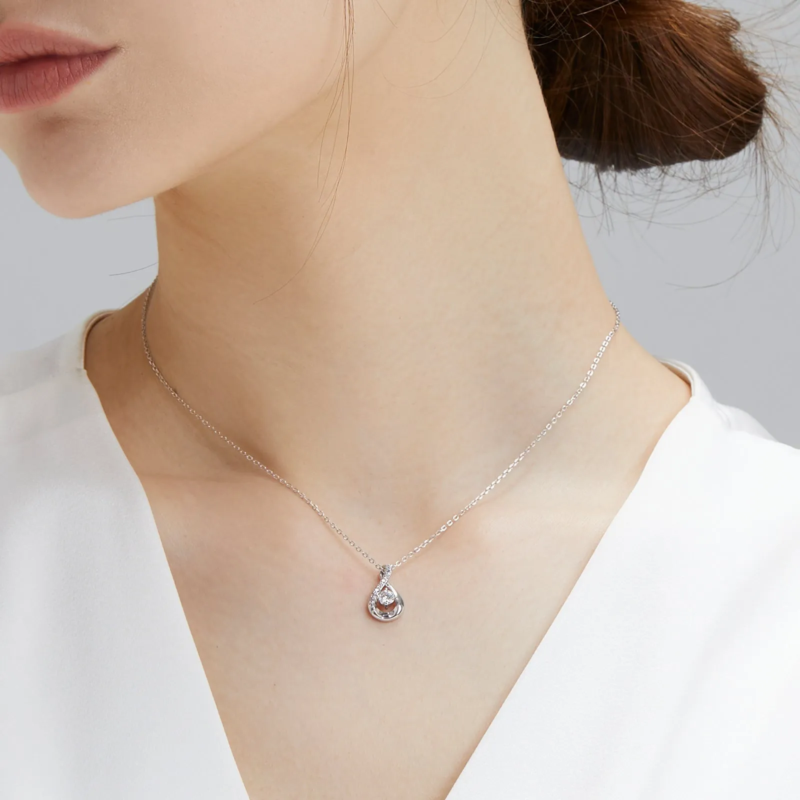 Water Drop VVS1 Moissanite Pendant Necklace for Women 0408